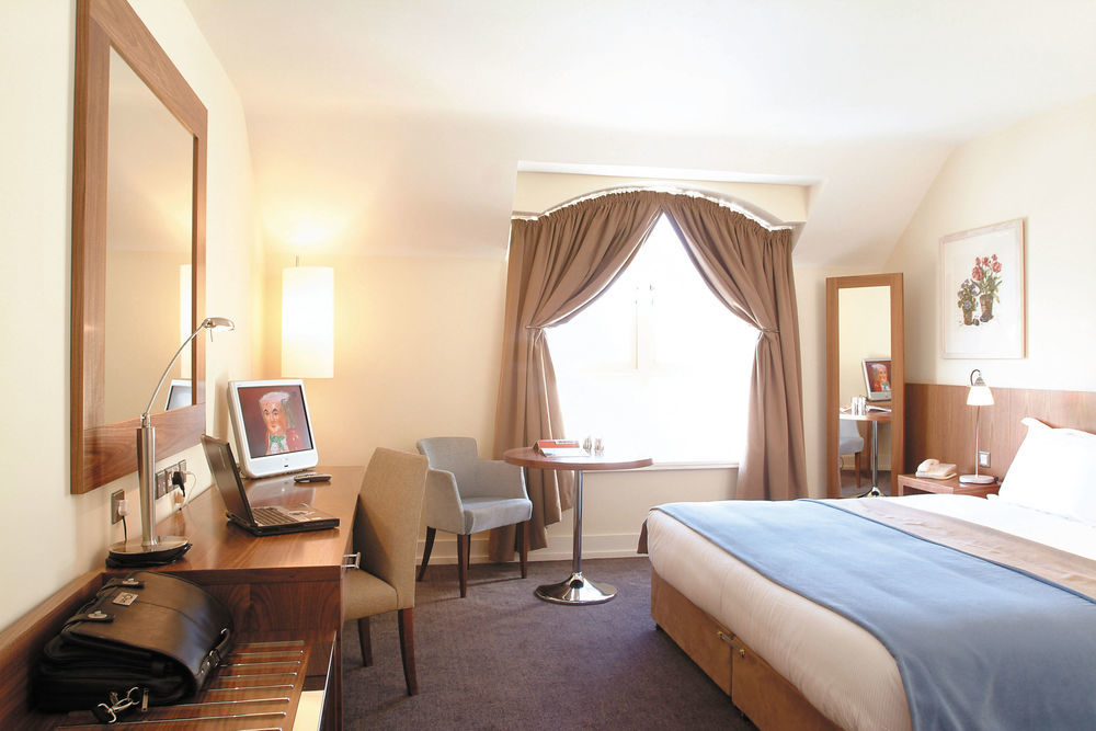 Hotel Castleknock 4*